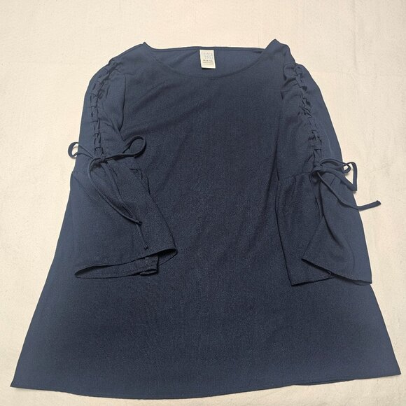 Time And Tru Womens Navy Bell Sleeve Blouse M - Picture 5 of 6